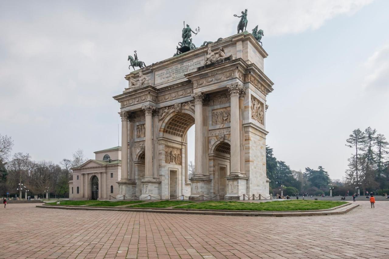 Luxury Apartment Near Arco Della Pace Guerrazzi 9 米兰 外观 照片